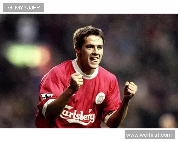 足球明星阿肯的传奇故事与成就揭秘